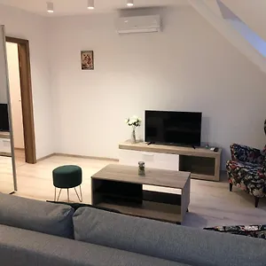 https://diamond-apartman-debrecen.hotels-hajduszoboszlo-hungary.com