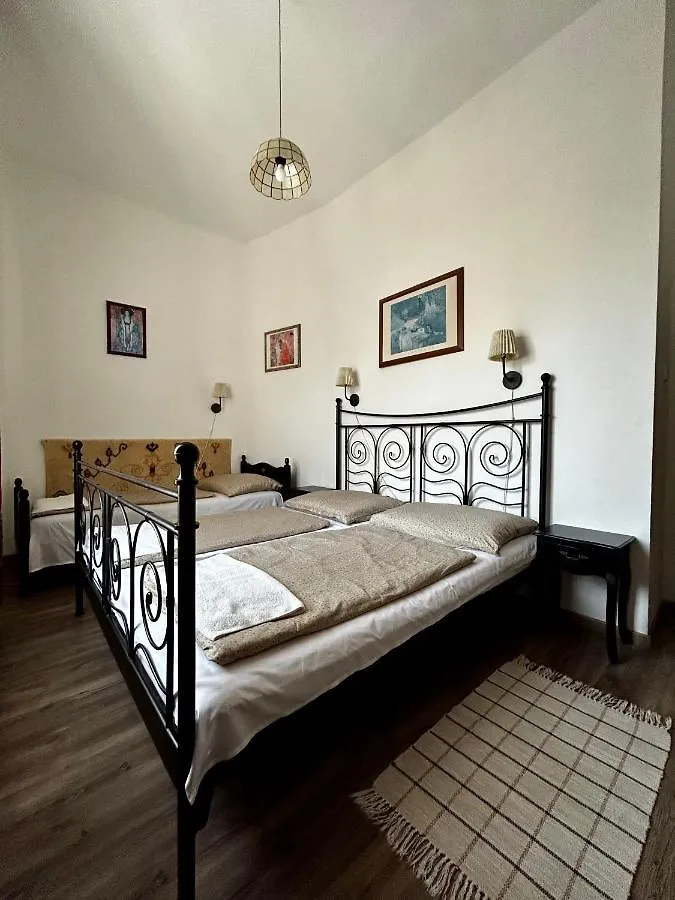 ** Guest house Kis Gellert Guesthouse Budapest Hungary